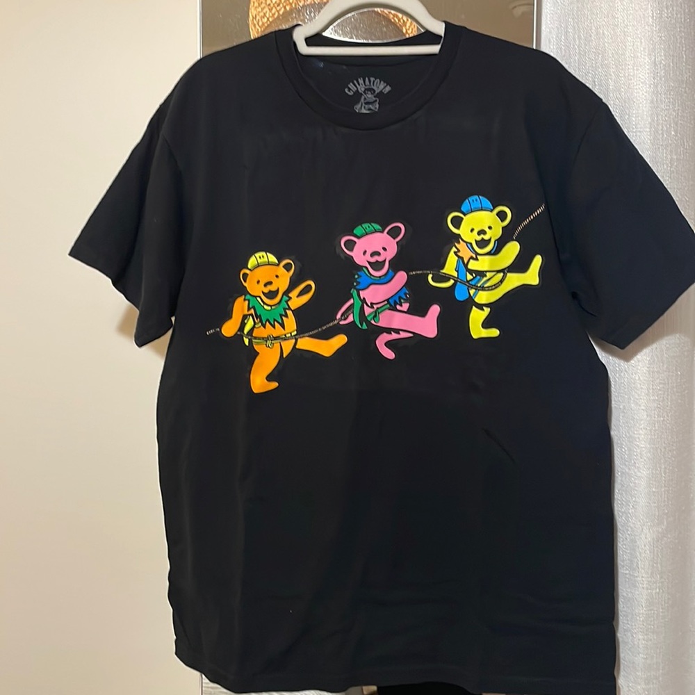 Chinatown Market Grateful Dead Bears t-shirt in large